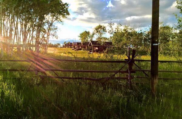 Flying U Ranch Hotell Seventy Mile House Exteriör bild