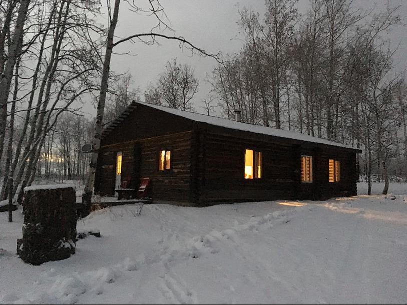 Flying U Ranch Hotell Seventy Mile House Exteriör bild