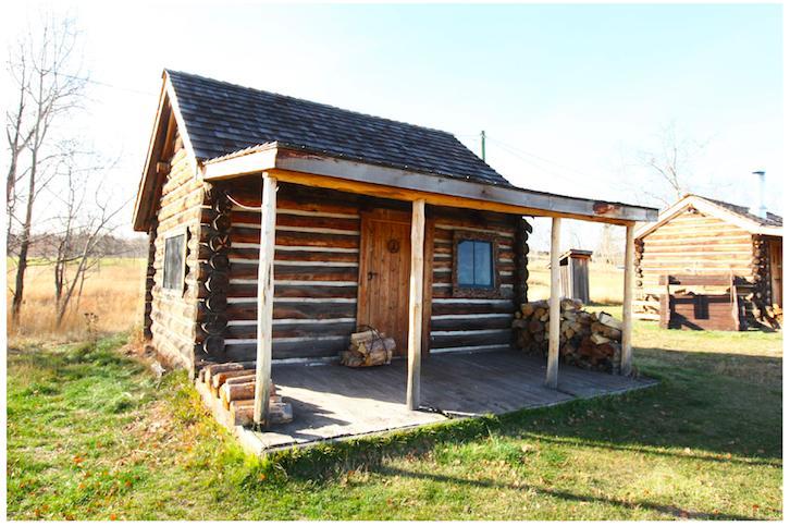 Flying U Ranch Hotell Seventy Mile House Exteriör bild