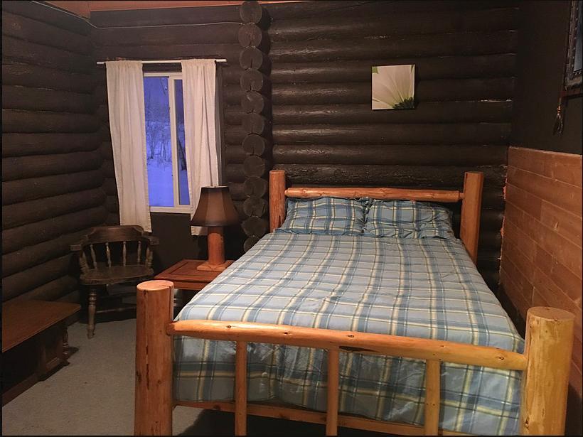 Flying U Ranch Hotell Seventy Mile House Exteriör bild